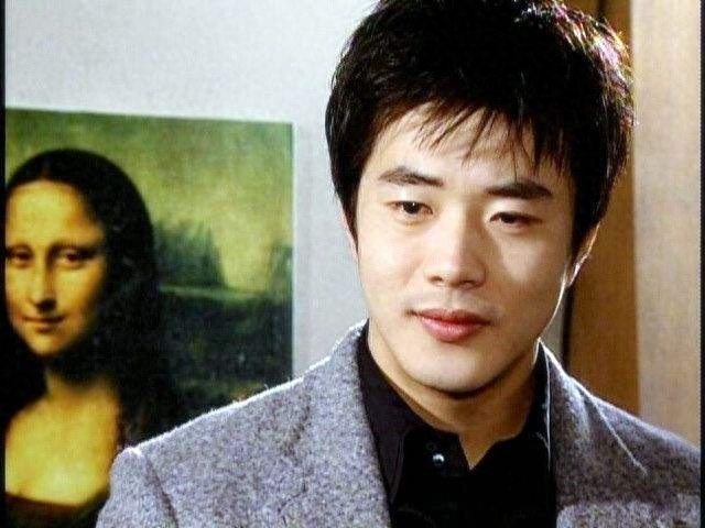 权相宇：韩国最佳身材男星，曾主演收视最高的韩剧《天国的阶梯》