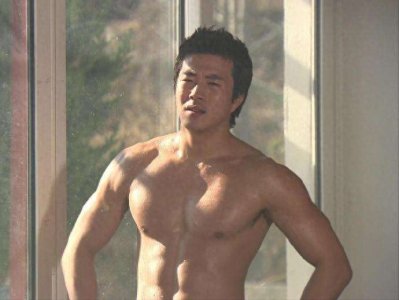 ​权相宇：韩国最佳身材男星，曾主演收视最高的韩剧《天国的阶梯》