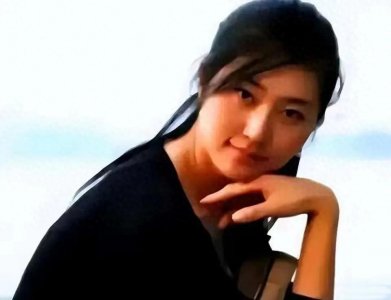 ​《警花蜕变：从最美警花到权力掮客的沉沦之路》