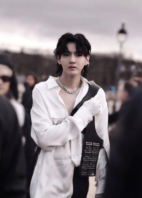 exo吴亦凡家境（疑似吴亦凡家庭背景曝光）