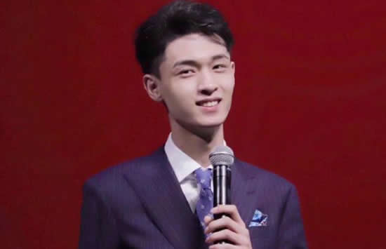 秦霄贤个人资料简介是富二代吗 