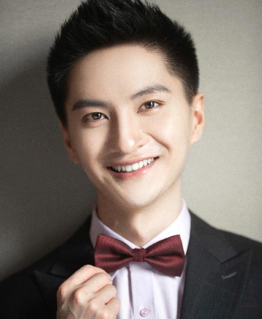 丁凯乐寻找自己的亲生妈妈（童年男神丁凯乐）(5)