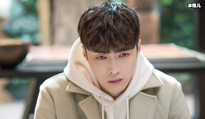 张艺兴黄金瞳结局