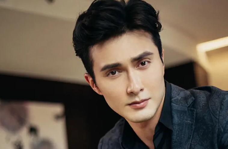 高伟光个人资料简介及家庭状况（高伟光：曾当过快递员，30岁被杨幂相中，如今红得一塌糊涂）