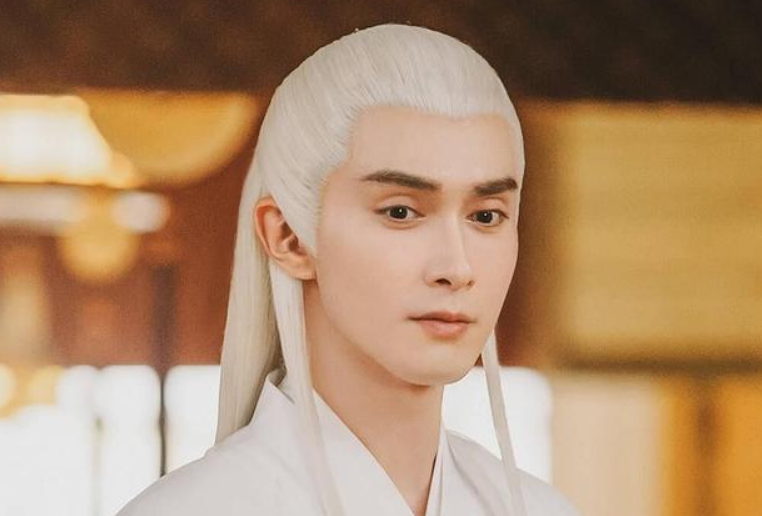 高伟光个人资料简介及家庭状况（高伟光：曾当过快递员，30岁被杨幂相中，如今红得一塌糊涂）