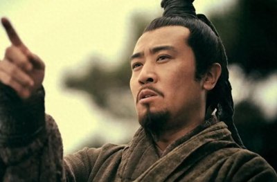 ​刘备看走眼不用的谋士，被曹操三代重用，其后代成为新中国元帅