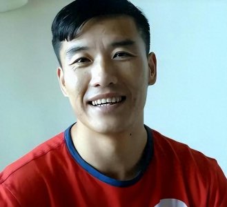 ​关小平：演艺传奇与商业辉煌