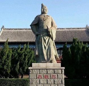 ​戚继光：明朝抗倭名将的传奇人生与军事智慧