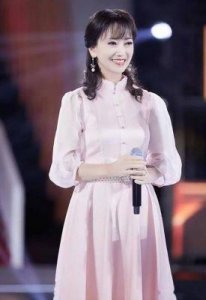 ​赵雅芝：简历个人资料年龄素颜照与头发真相