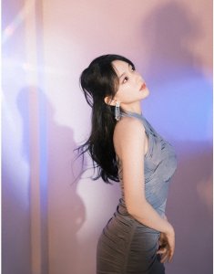 ​25岁程潇“火辣尤物”！身材饱满性感，魅力无可抵挡！