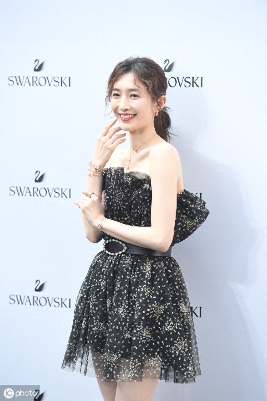 江疏影，最美的10张照片欣赏，皮肤白皙，气质优雅