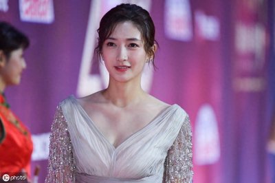 ​江疏影，最美的10张照片欣赏，皮肤白皙，气质优雅