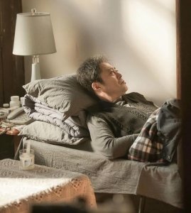 ​乔家的儿女乔四美最后跟谁在一起（临死前把房子留给了四美）