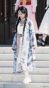 ​不仅造型美出圈，白鹿的发型更是百变，可盐可甜堪称野生发型博主