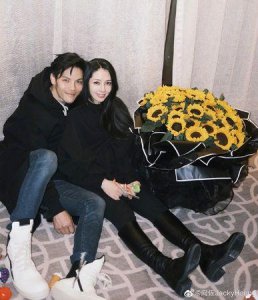 ​向佐肾虚真正原因(向佐婚前诊断出「肾功能已70岁」)