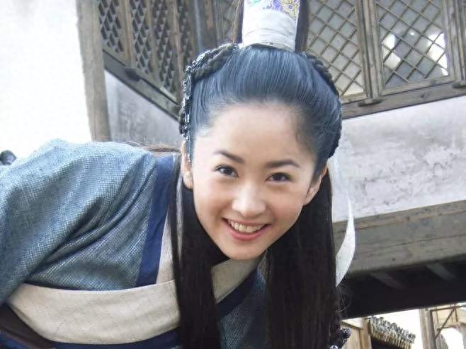 杨蕊：娱乐圈的气质美女，娇俏靓丽