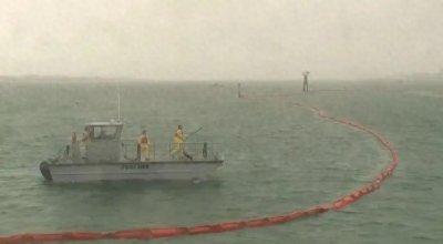 ​电子战机刚坠毁，杜鲁门号航母又撞船，美军到底怎么了？