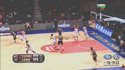 ​易建联上演教科书式的空接暴扣，广东也成为空接之城