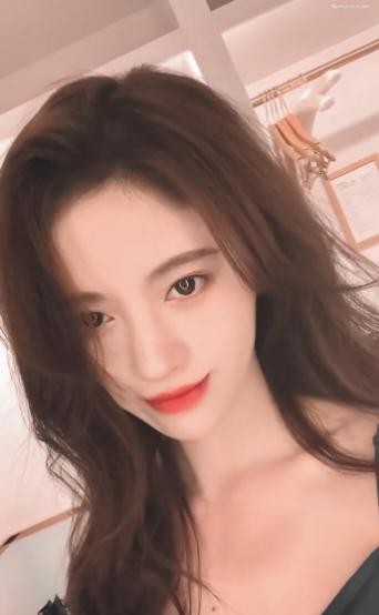 鞠婧祎被吻照片（鞠婧祎昔日吻戏曝光引热议）